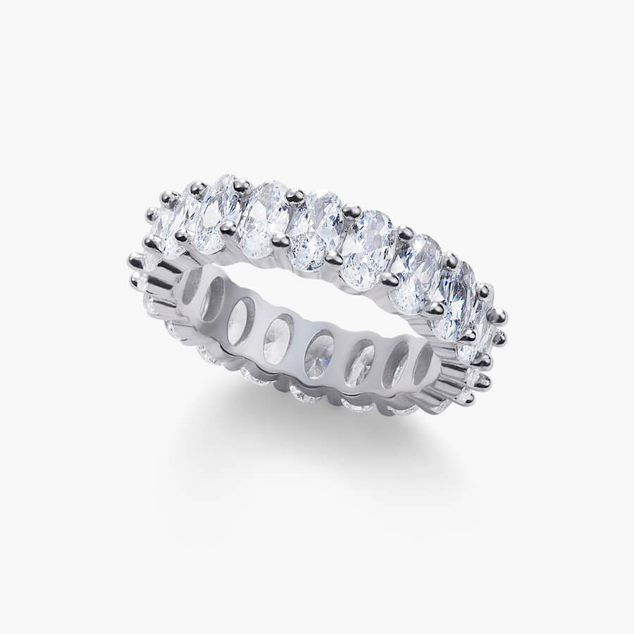 Sparkling ring
