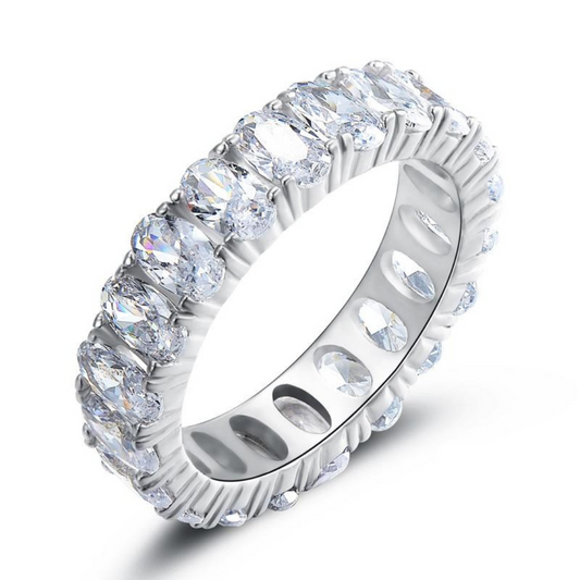 Sparkling ring